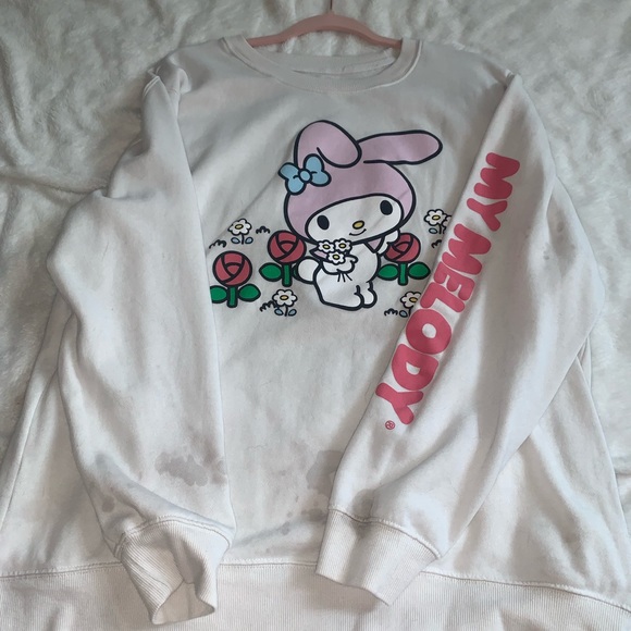 Sanrio clothes - Picture 1 of 3
